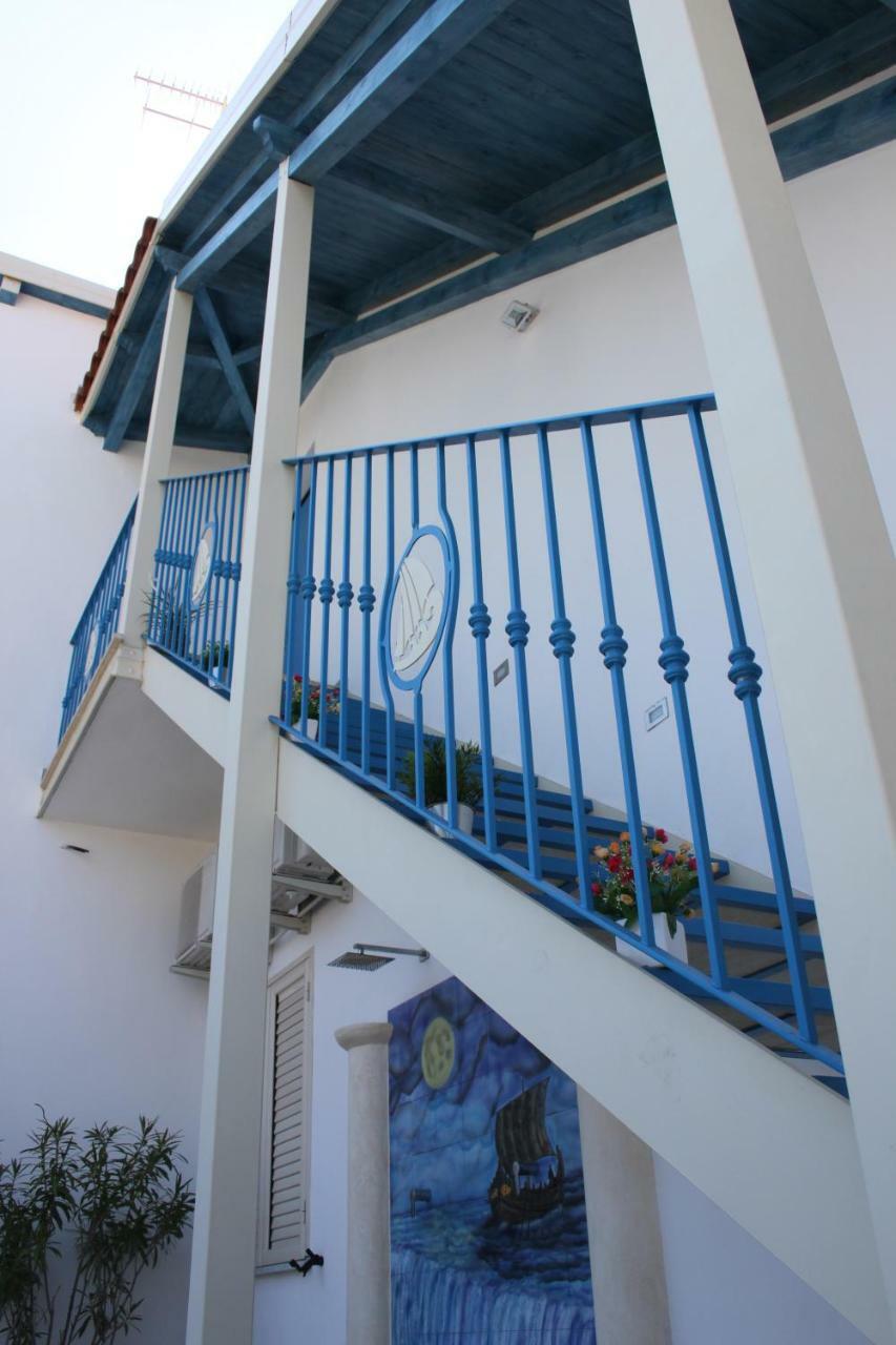 Oudeis Holidays Apartments טרופאה מראה חיצוני תמונה