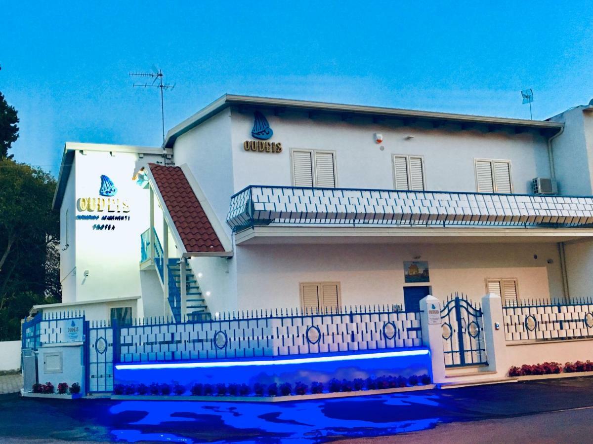Oudeis Holidays Apartments טרופאה מראה חיצוני תמונה